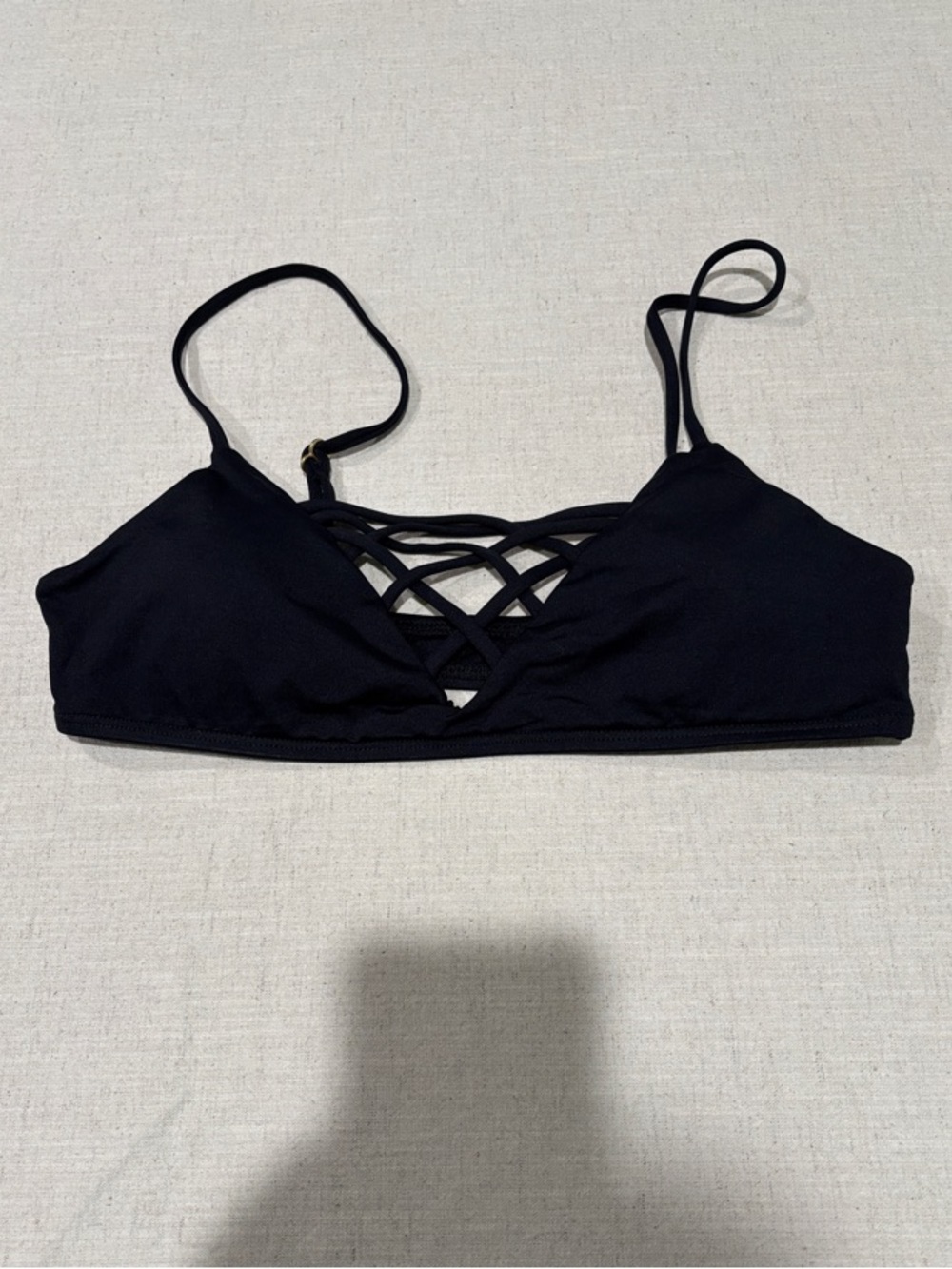 👙🏝️l*space Jaime Black Bikini Top Crisscross cutout size small